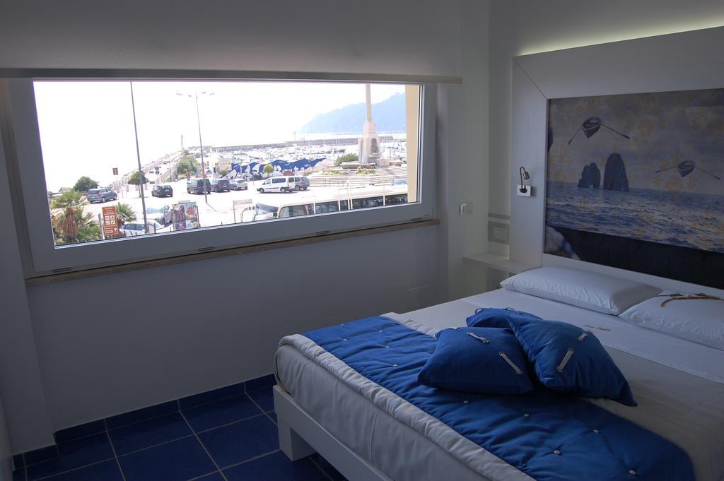 Guest house La Madegra Seasuite