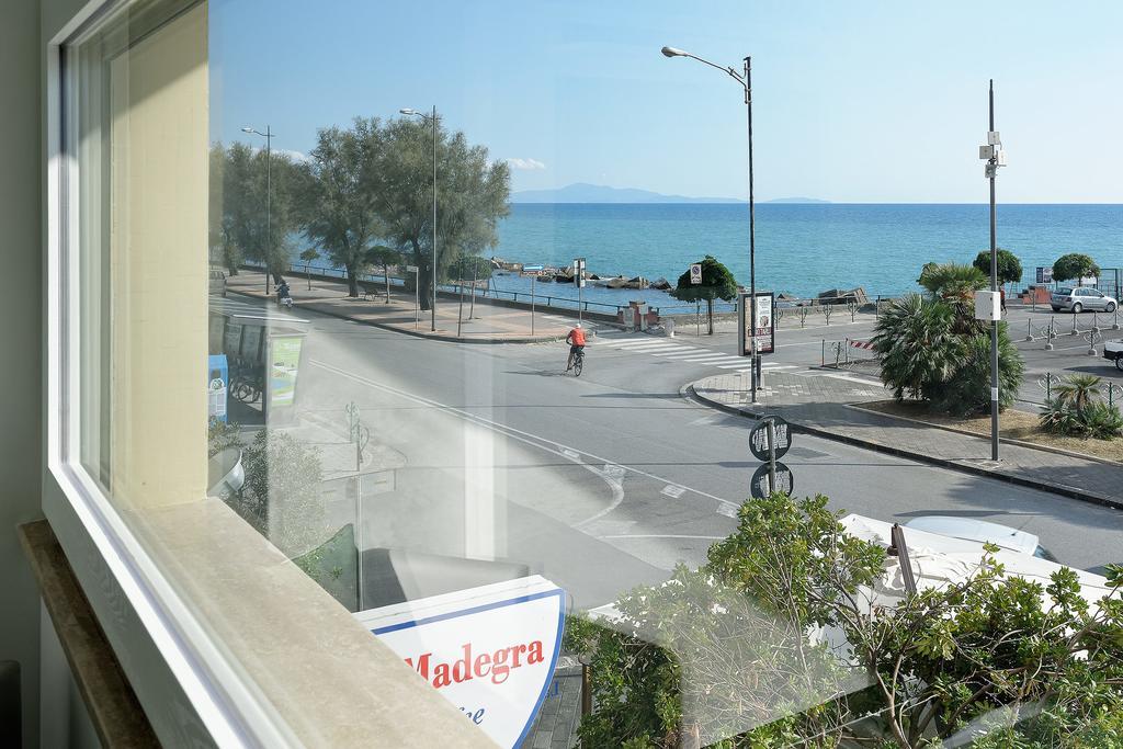 La Madegra Seasuite Maison d'hôtes